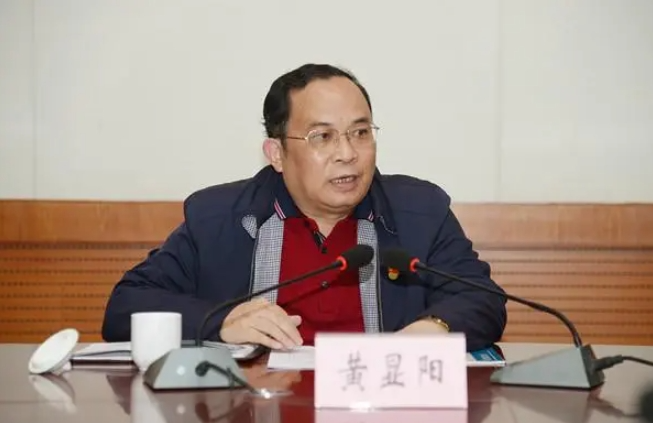 最新新疆林業(yè)廳廳長，推動綠色發(fā)展的領軍人物，新疆林業(yè)廳廳長引領綠色發(fā)展，推動生態(tài)文明建設領軍人物
