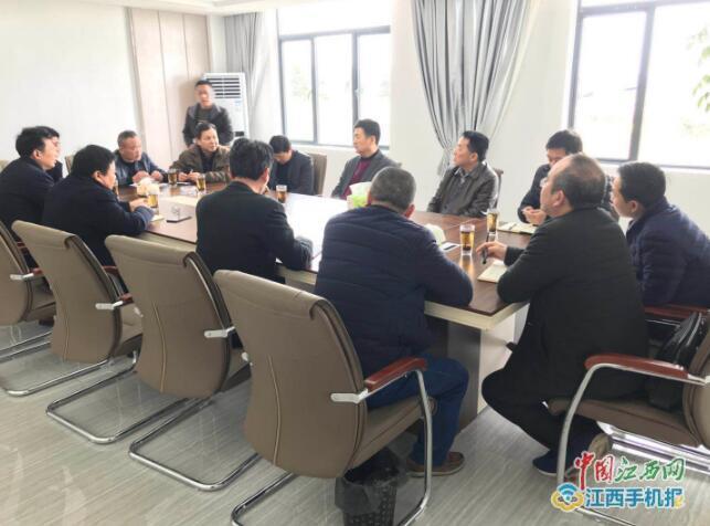 鄧寄鵬的最新動態(tài)與成就，鄧寄鵬的最新動態(tài)與成就概覽