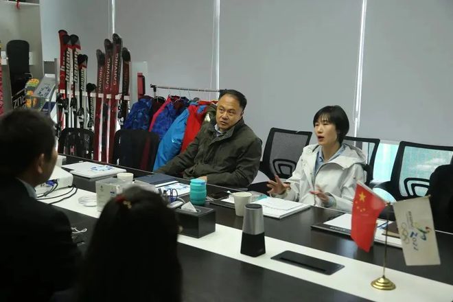 龍頭企業(yè)董事長被調(diào)查，探究背后的真相與啟示，龍頭企業(yè)董事長被調(diào)查背后的真相與啟示探究