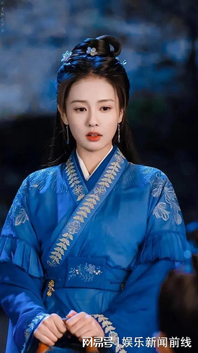 白鹿圖片最新古裝，古典魅力的綻放，白鹿古裝新照，古典魅力的絢爛綻放