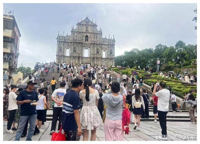 澳門(mén)一碼一肖一特一中直播結(jié)果，探索與解析，澳門(mén)直播結(jié)果，一碼一肖一特一中解析與探索