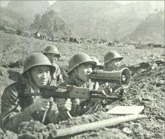 中國對越自衛(wèi)反擊戰(zhàn)，歷史回顧與深層思考，中國對越自衛(wèi)反擊戰(zhàn)，歷史回顧與深層反思