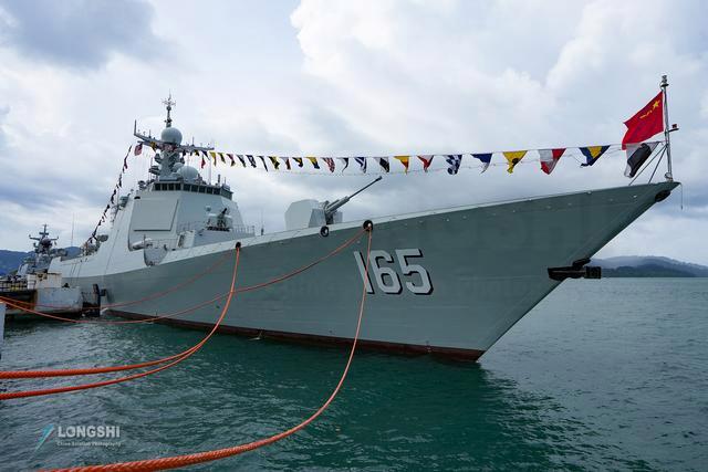 新成員加入，新165湛江艦052D型導(dǎo)彈驅(qū)逐艦正式入列我國海軍序列，新成員亮相！湛江艦052D型導(dǎo)彈驅(qū)逐艦正式加入我國海軍序列
