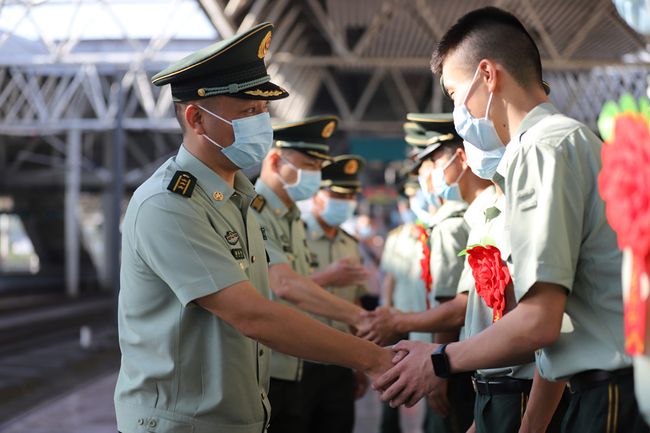 武警部隊(duì)改革，持續(xù)深化，不再退伍的新時(shí)代，武警部隊(duì)改革深化，新時(shí)代下的持續(xù)變革與不退伍時(shí)代來(lái)臨