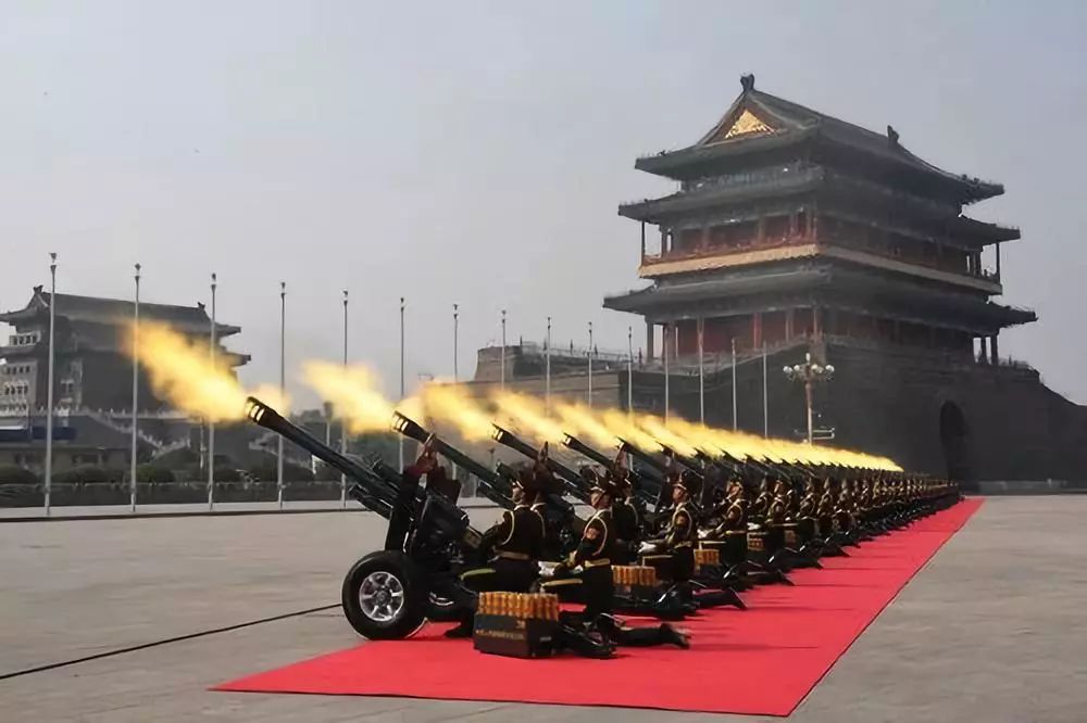 國慶70周年閱兵視頻完整版，榮耀的瞬間，永恒的記憶，國慶70周年閱兵盛典，榮耀瞬間，永載史冊