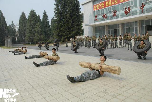 部隊體能訓練中的十八般武藝，部隊體能訓練中的十八般武藝全面展示實戰(zhàn)技能