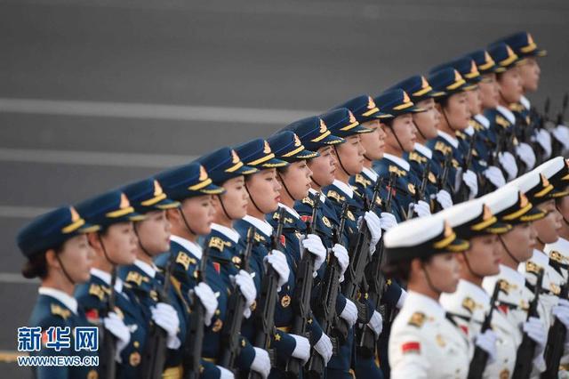 最美三軍儀仗隊女兵的風采，最美三軍儀仗隊女兵風采展示