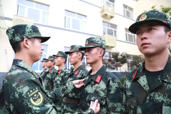 揭秘2021武警新式迷彩服，科技與傳統(tǒng)的完美結(jié)合，揭秘，2021武警新式迷彩服——科技與傳統(tǒng)完美融合