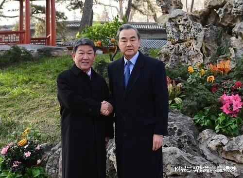 王毅再度擔(dān)任部長，原因與意義解析，王毅再度擔(dān)任部長，原因深度解析及其重要意義