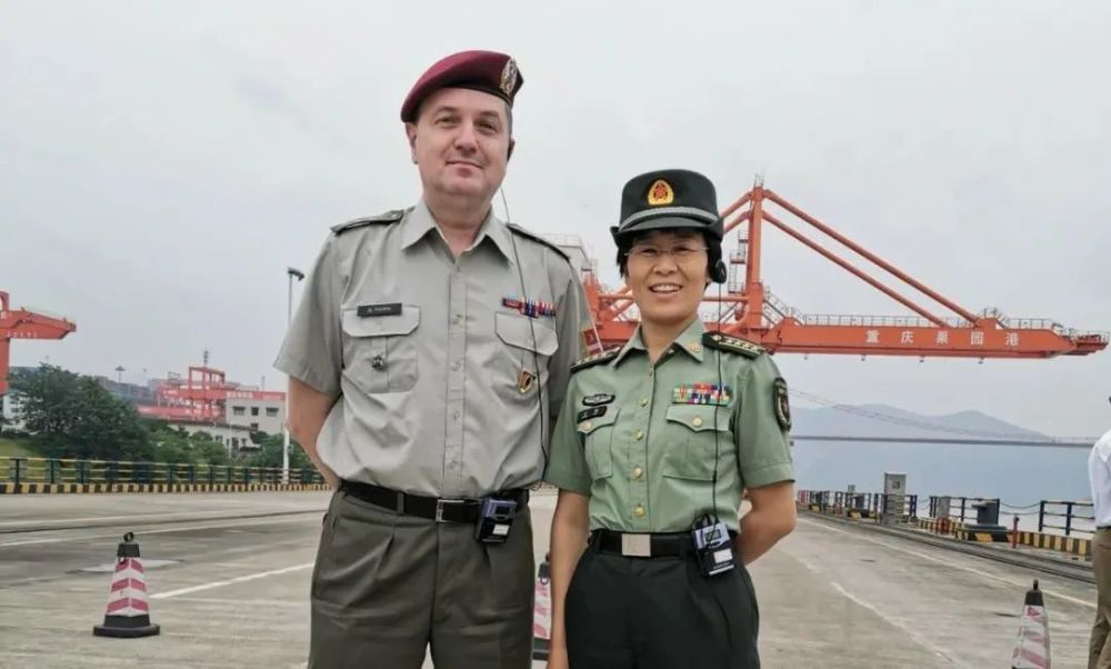 外軍軍事前沿，技術(shù)革新與戰(zhàn)略重塑的交匯點(diǎn)，外軍軍事前沿，技術(shù)革新與戰(zhàn)略重塑的交融發(fā)展