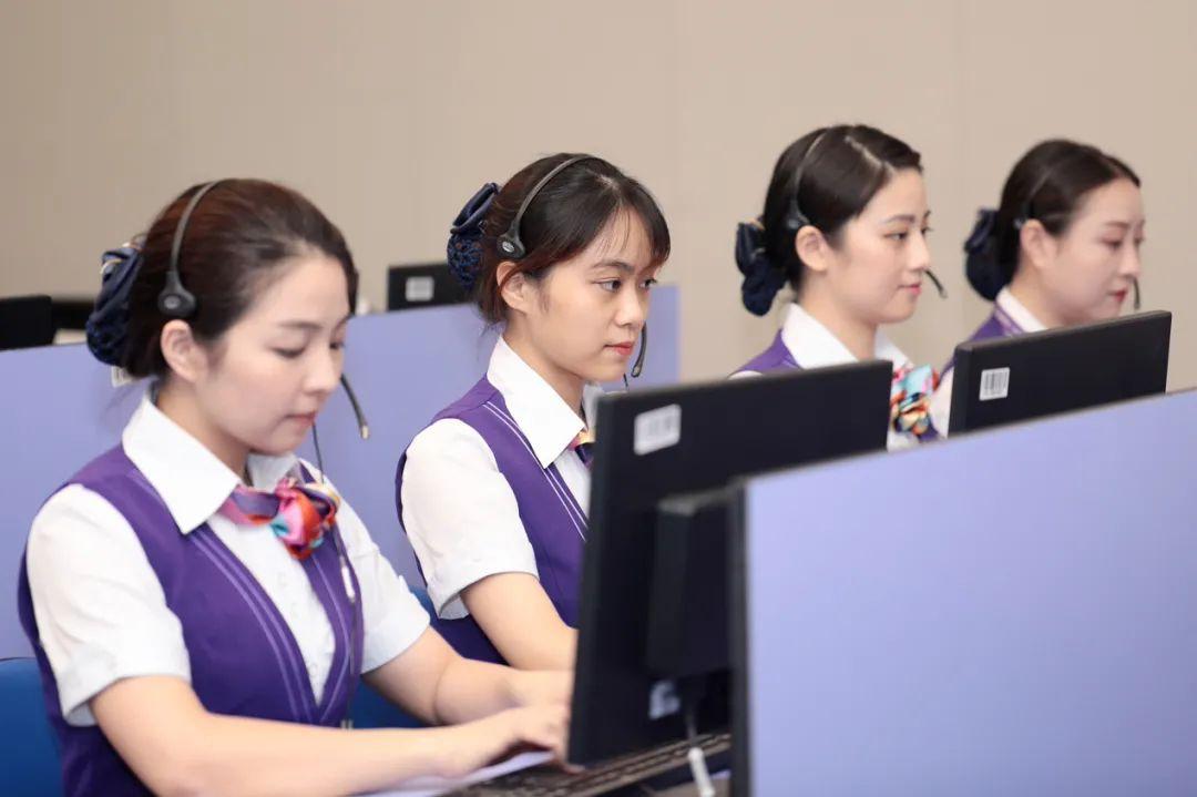 國內(nèi)哪個(gè)航空公司口碑最好，深度探討與全面分析，深度探討與全面分析，國內(nèi)哪家航空公司口碑最佳？