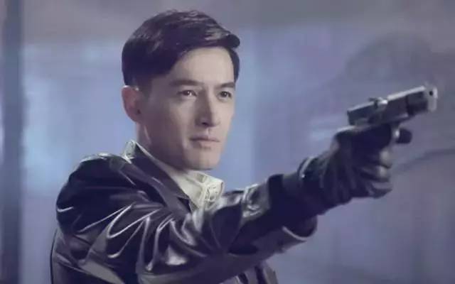 重生之偽裝者，時空的復(fù)仇游戲，重生之偽裝者，時空復(fù)仇游戲之旅