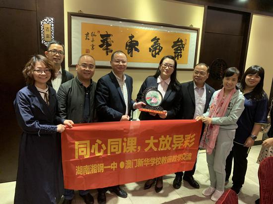 警惕新澳門一碼一肖一特一中準(zhǔn)選的潛在風(fēng)險(xiǎn)——遠(yuǎn)離賭博陷阱，守護(hù)真實(shí)生活，警惕新澳門一碼一肖一特一中準(zhǔn)選的潛在風(fēng)險(xiǎn)，守護(hù)真實(shí)生活，遠(yuǎn)離賭博陷阱。