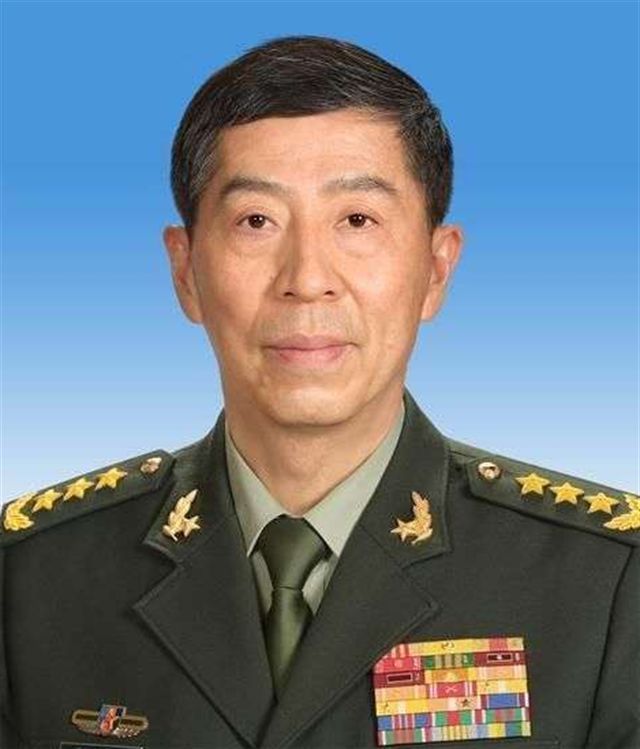 東部戰(zhàn)區(qū)丁煒的簡歷概述，東部戰(zhàn)區(qū)丁煒簡歷概述，將領(lǐng)的軍旅生涯與成就
