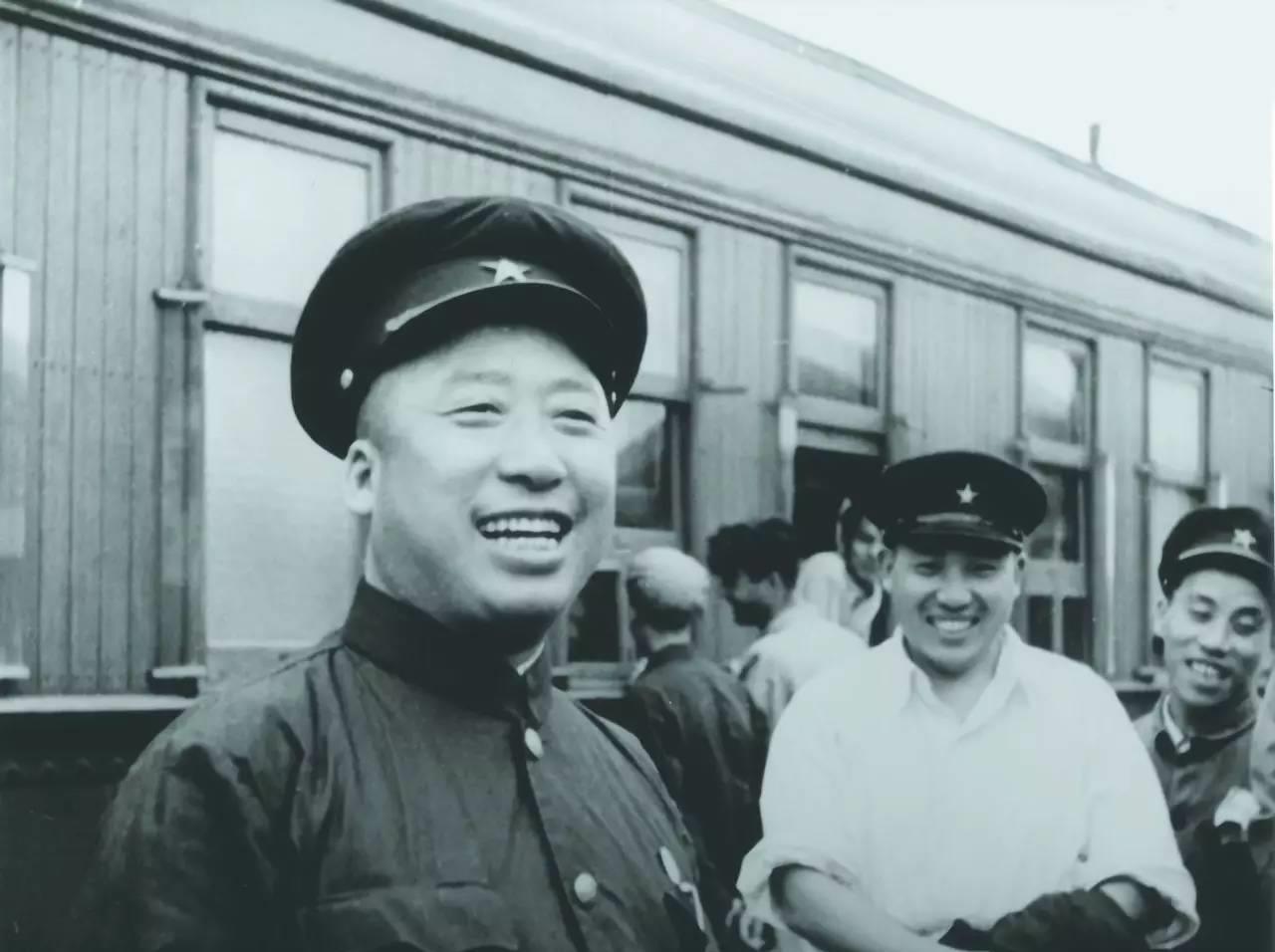 杭州72軍124旅張旅長，鐵血軍人的卓越風采，杭州72軍124旅張旅長，鐵血軍人的典范風采