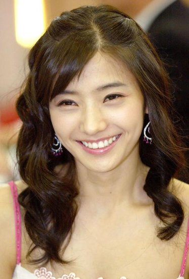 韓彩英個人資料簡介，韓彩英個人資料簡介，揭開女神的神秘面紗
