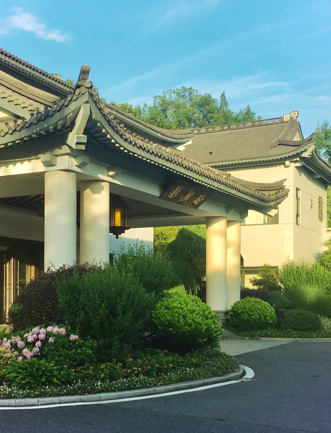 杭州西湖國賓館，歷史的韻味與現(xiàn)代的風采，杭州西湖國賓館，歷史韻味與現(xiàn)代風采的融合