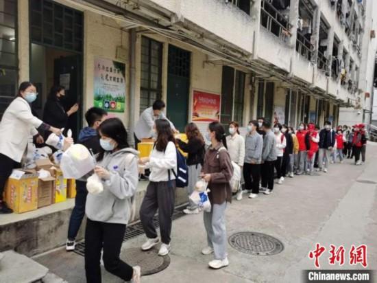 附近學(xué)生24小時(shí)隨叫隨到，一種新型服務(wù)模式與學(xué)習(xí)生活的融合，隨叫隨到，新型服務(wù)模式融入學(xué)生生活，全天候支持學(xué)習(xí)需求