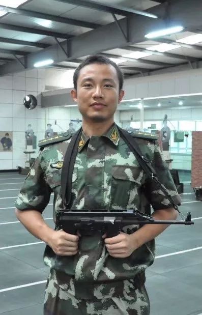 軍人征婚群，榮耀與責任的交匯，軍人征婚群，榮耀與責任的邂逅