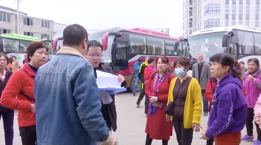 貴陽當(dāng)?shù)芈眯猩缏糜螆F(tuán)，深度探索貴陽的魅力之旅，貴陽深度游，當(dāng)?shù)芈眯猩缏糜螆F(tuán)帶你領(lǐng)略城市魅力