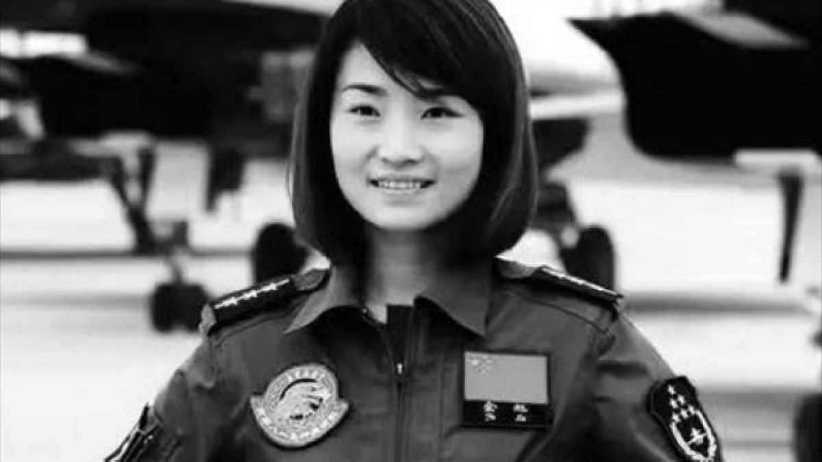 余旭的犧牲，英勇無畏的飛行員永遠(yuǎn)留在人們心中，余旭，英勇飛行員永駐人心