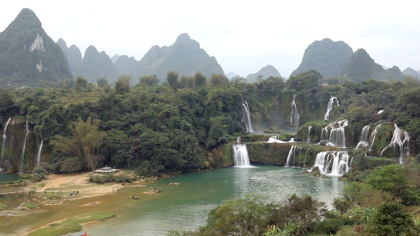 德天瀑布旅游攻略，探索壯美瀑布的絕佳體驗(yàn)，德天瀑布旅游攻略，探索壯美瀑布的絕佳體驗(yàn)之旅