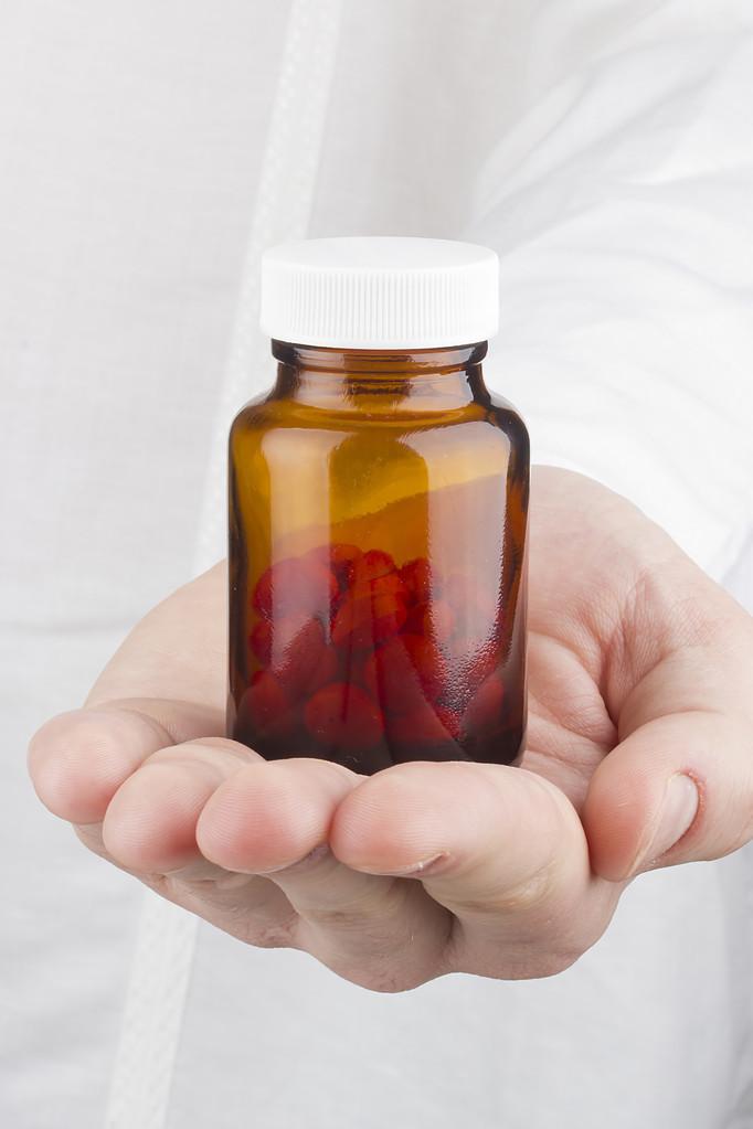 男人腎虛陰虛怎么辦？調(diào)理最快的方法探討，男人腎虛陰虛如何調(diào)理？最快方法探討