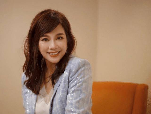 揭秘陳松伶的第一任老公身份，陳松伶第一任老公身份揭秘