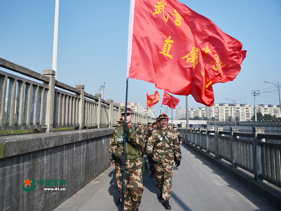 武警部隊旗幟圖片，象征榮耀與使命的旗幟，武警部隊旗幟，榮耀與使命的象征