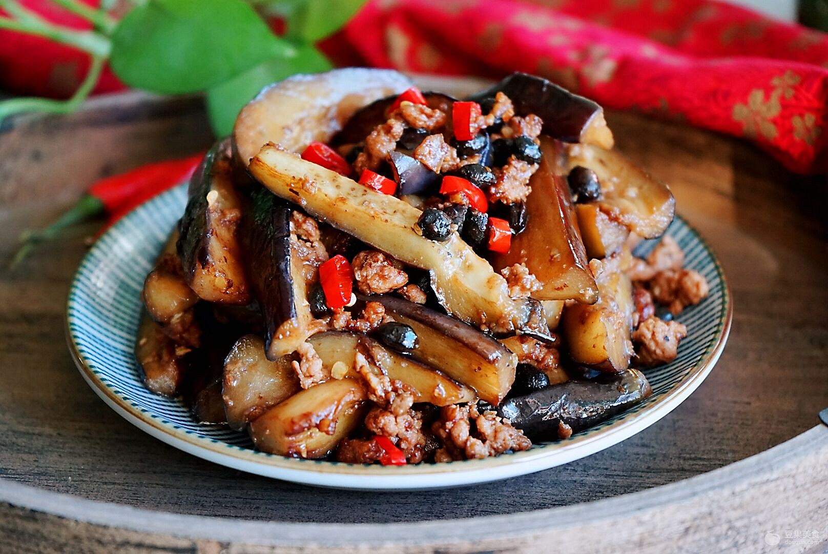 肉末茄子，一道家常美食的做法詳解，肉末茄子，家常美食做法詳解攻略
