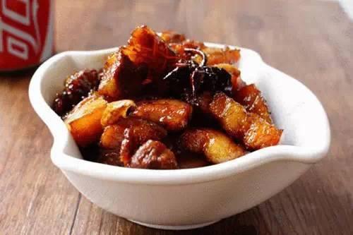 紅燒肉的做法，一道經(jīng)典中華美食的烹飪指南，紅燒肉烹飪指南，經(jīng)典中華美食的制作藝術(shù)