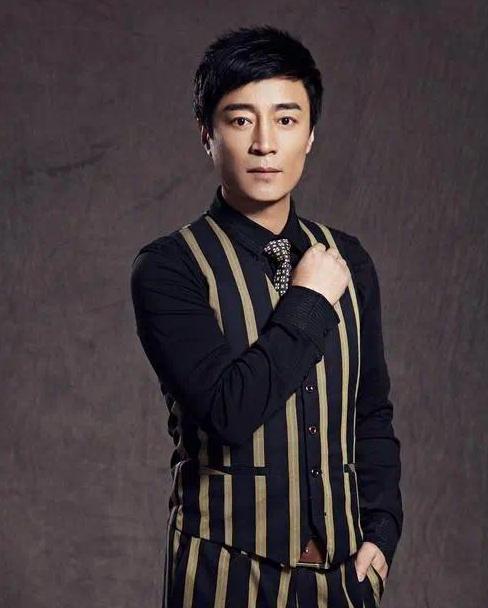 演員何中華的武術(shù)功夫，探尋銀幕背后的真實實力，演員何中華的武術(shù)功夫，探尋銀幕背后的真實武藝實力