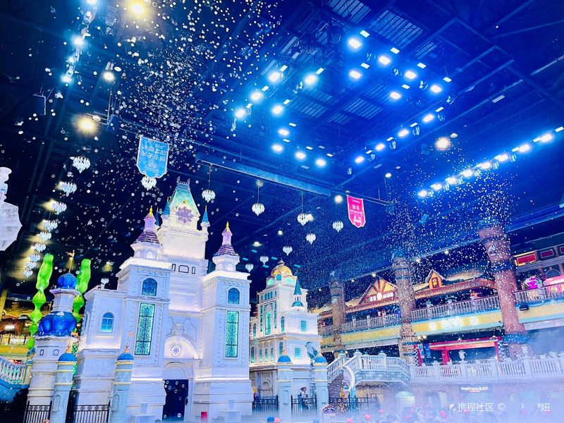 鄭州銀基冰雪世界，探索奇幻冰雪之旅，鄭州銀基冰雪世界，奇幻冰雪探險之旅