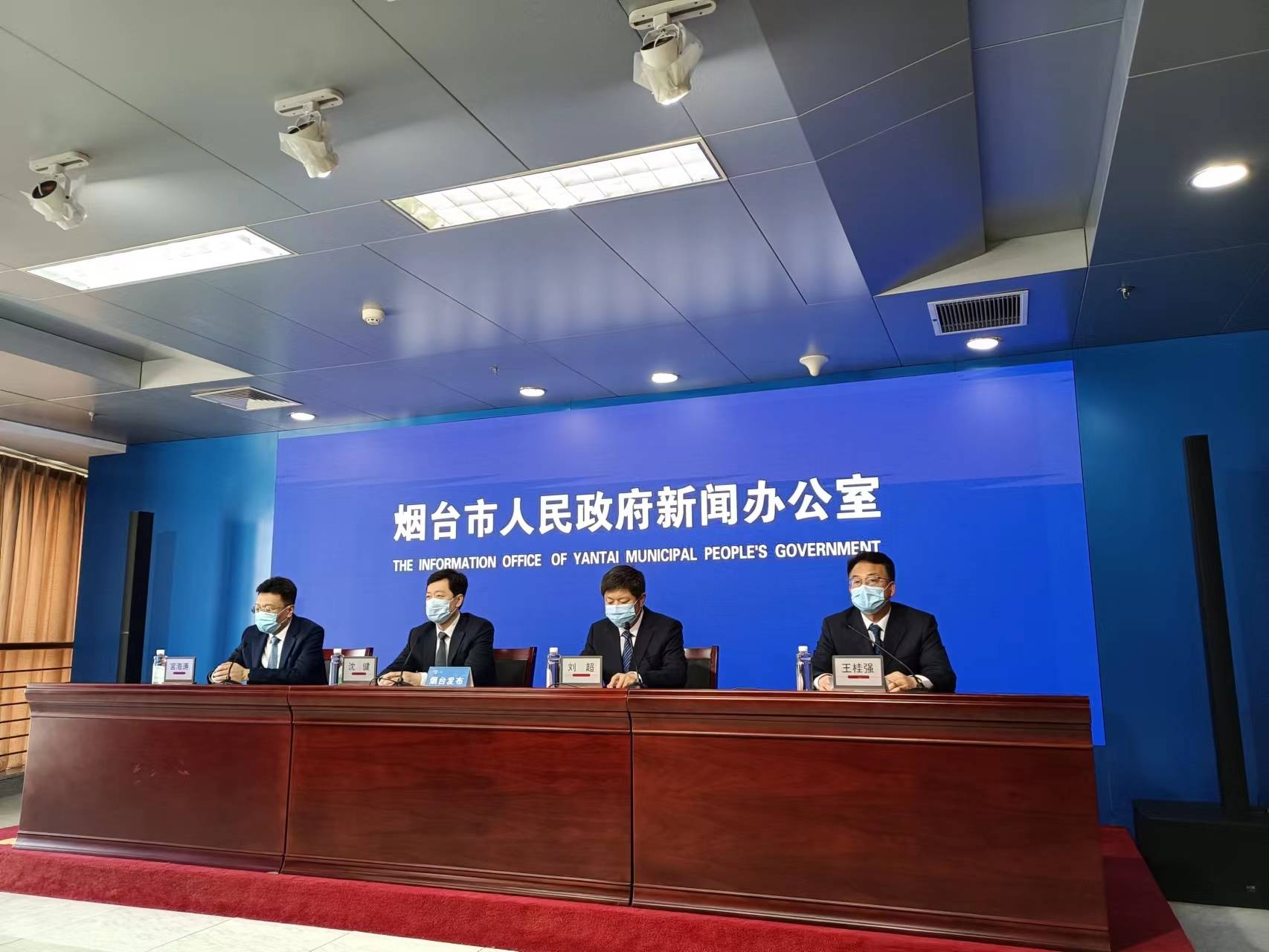 新聞最新熱點，聚焦社會變革與技術(shù)革新，新聞熱點聚焦，社會變革與技術(shù)革新同步前行