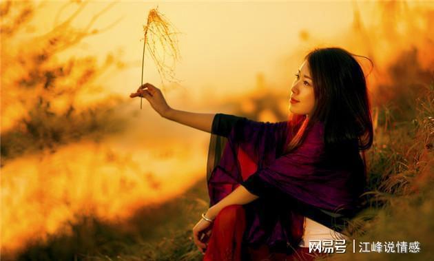 喪偶之痛與再婚之慎，為何滿三年才能再婚的思考，喪偶之痛與再婚之慎，為何需要三年時間走出陰霾并慎重考慮再婚？