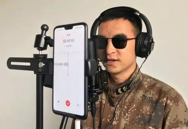 杜富國與妻子王靜，英勇與堅韌的交匯，杜富國與王靜，英勇與堅韌的交匯，愛情與使命的贊歌