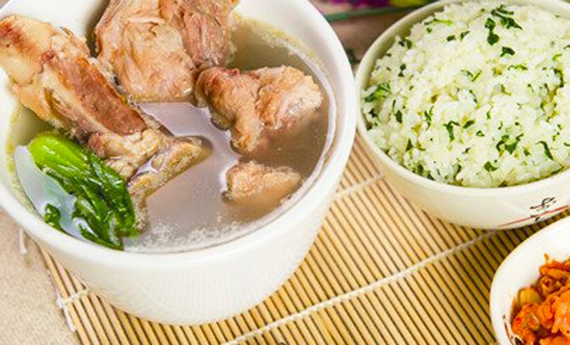 菜飯骨頭湯，探尋傳統(tǒng)美食的技藝與傳承之地，菜飯骨頭湯，探尋傳統(tǒng)美食技藝與傳承的奧秘