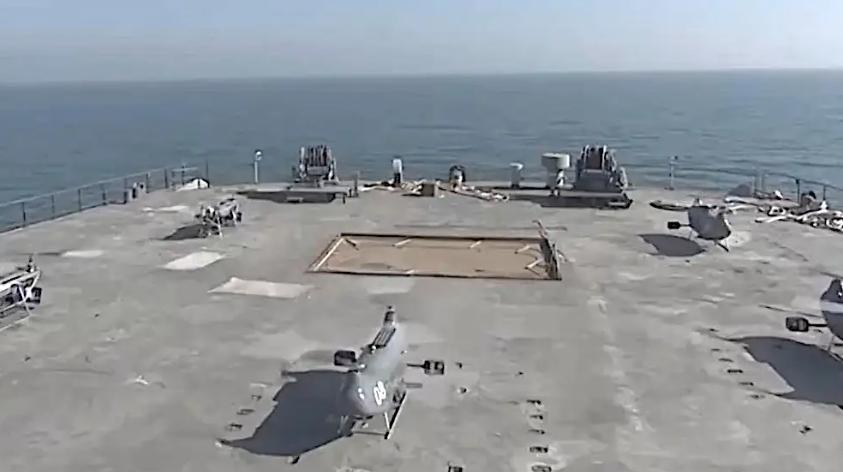 中國最新航母圖片，展現(xiàn)國家海軍力量的崛起，中國海軍力量崛起，最新航母圖片揭示實力飛躍
