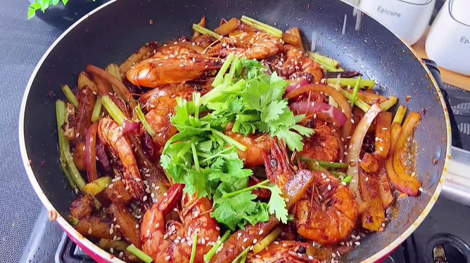 干鍋蝦的獨(dú)特魅力與制作方法，干鍋蝦，獨(dú)特魅力與制作秘籍