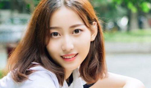 一句話試探女生是否喜歡你——探索微妙情感的微妙信號(hào)，如何一句話試探女生心意？——探索情感微信號(hào)的奧秘