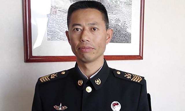 初中畢業(yè)可以當(dāng)兵嗎？——探討青年入伍條件與未來(lái)發(fā)展，初中畢業(yè)能否當(dāng)兵？青年入伍條件與未來(lái)發(fā)展探討