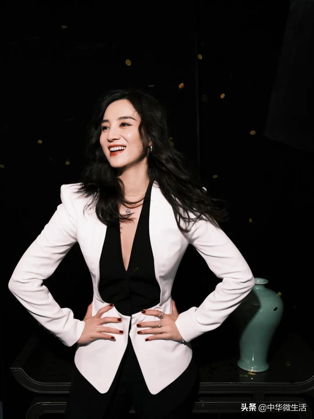 芭莎明星慈善夜2022，星光熠熠，愛心涌動，芭莎明星慈善夜2022，星光璀璨獻(xiàn)愛心