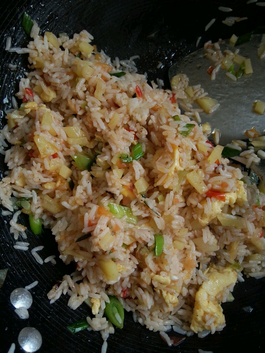 炒飯的做法大全，從基礎(chǔ)到進階，讓你成為廚房高手，炒飯從入門到精通，基礎(chǔ)與進階做法指南，讓你成為廚房高手