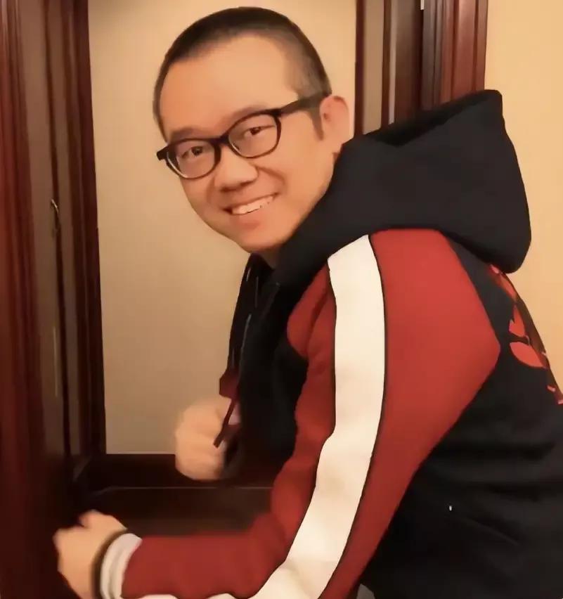 情感專家免費(fèi)24小時(shí)在線咨詢，打開心靈之窗，隨時(shí)隨地的溫暖擁抱，情感專家全天候在線咨詢服務(wù)，心靈之窗的溫暖擁抱