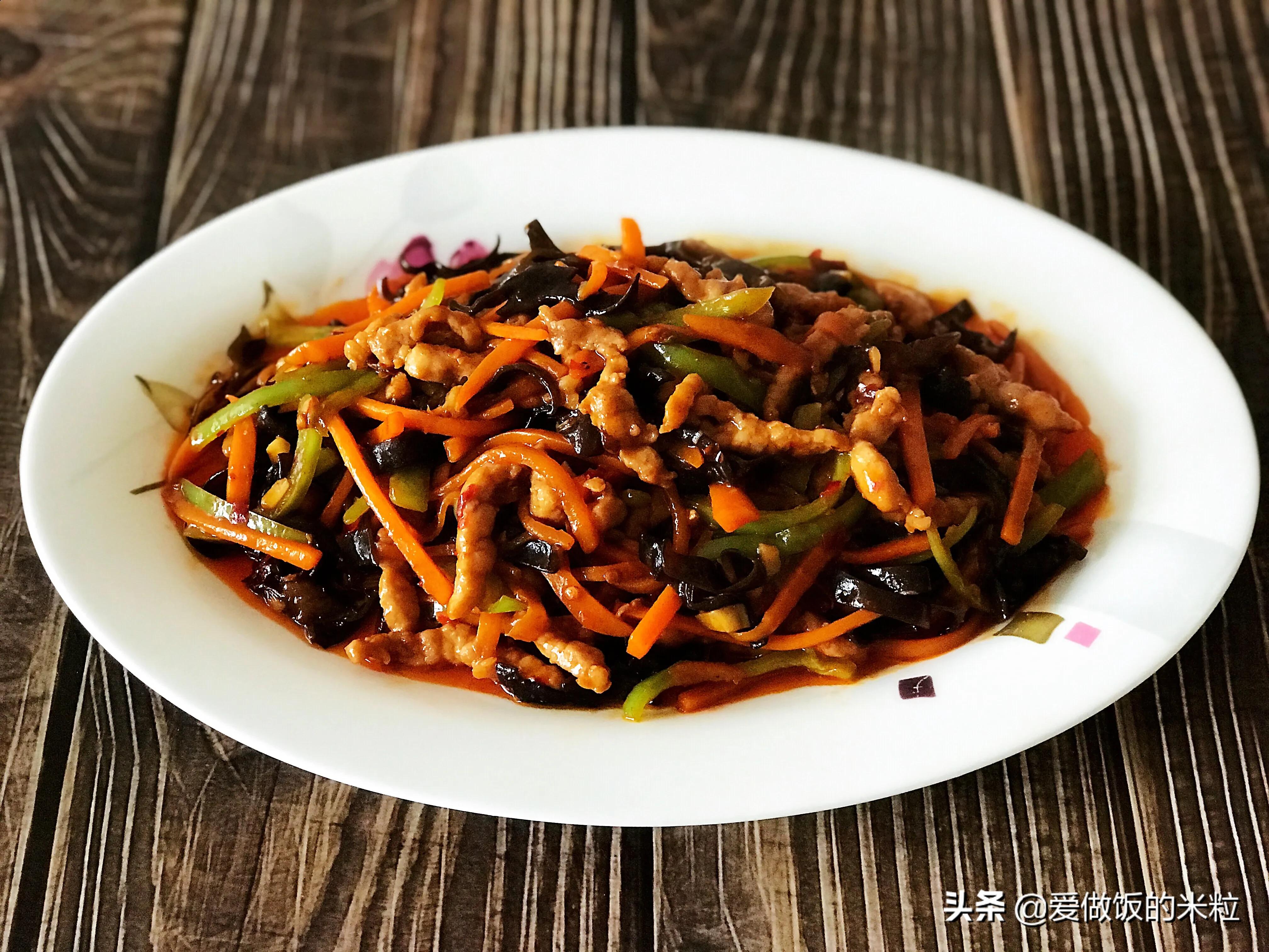 魚香肉絲的正宗做法，傳統(tǒng)美食的完美呈現(xiàn)，魚香肉絲正宗做法，傳統(tǒng)美食的精致呈現(xiàn)