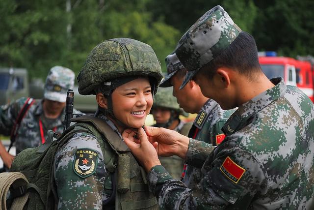 大學生女兵入伍的難度與挑戰(zhàn)，女大學生兵入伍的難度與挑戰(zhàn)解析