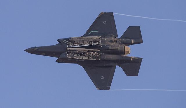 F-16戰(zhàn)機及其生產(chǎn)國家，美國的航空傳奇，美國航空傳奇，F(xiàn)-16戰(zhàn)機的誕生與傳奇故事