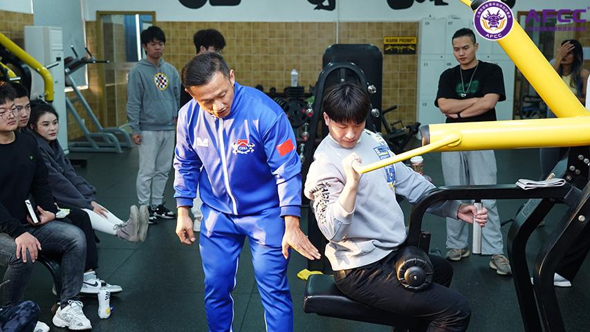 學(xué)健身教練哪家好，探尋專業(yè)培訓(xùn)機(jī)構(gòu)的優(yōu)勢(shì)與價(jià)值，探尋最佳健身教練培訓(xùn)機(jī)構(gòu)，專業(yè)優(yōu)勢(shì)與價(jià)值的深度解析