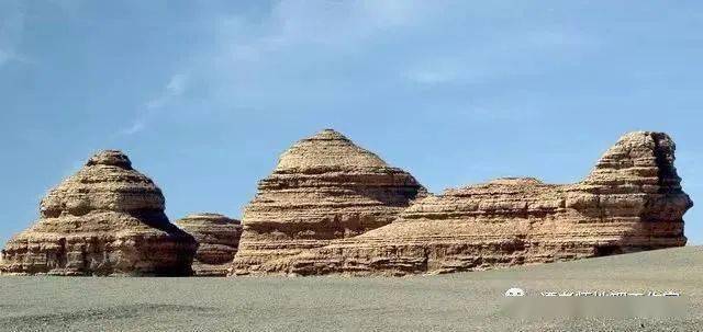 雅丹地貌與丹霞地貌，兩種地貌類型的對比與解析，雅丹地貌與丹霞地貌對比解析