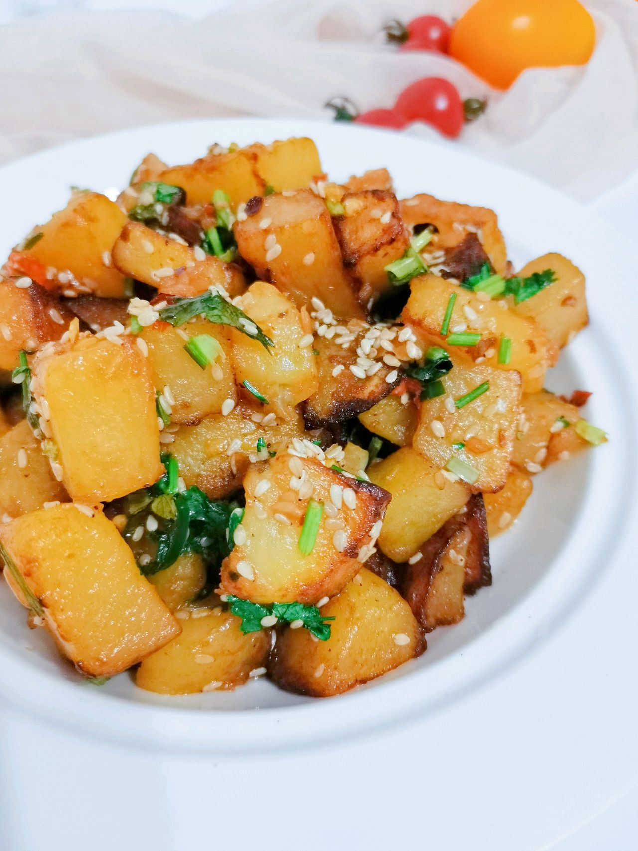 土豆的千變?nèi)f化，探索美味佳肴的烹飪藝術(shù)，土豆的魅力，探索千變?nèi)f化的烹飪藝術(shù)
